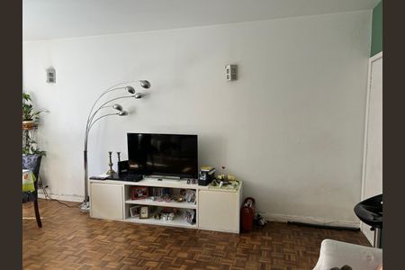 Apartamento à venda com 92m², 2 quartos e 1 vaga Apartamento à venda com 92m², 2 quartos e 1 vagaSala