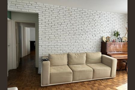 Apartamento à venda com 92m², 2 quartos e 1 vaga Apartamento à venda com 92m², 2 quartos e 1 vagaSala