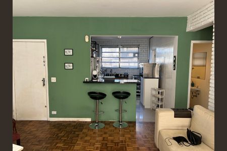 Apartamento à venda com 92m², 2 quartos e 1 vaga Apartamento à venda com 92m², 2 quartos e 1 vagaSala