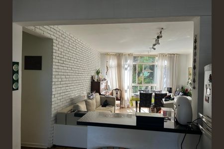 Apartamento à venda com 92m², 2 quartos e 1 vaga