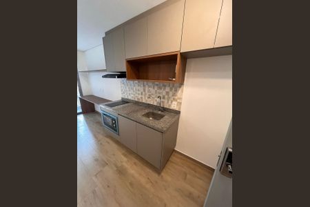 Cozinha de kitnet/studio para alugar com 1 quarto, 30m² em Sumarezinho, São Paulo