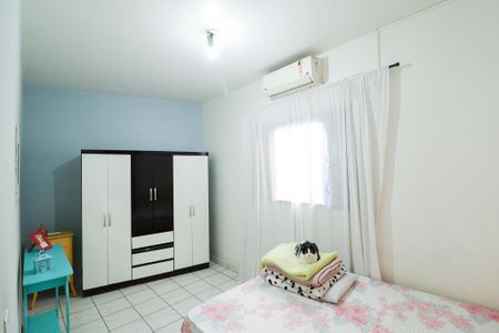 Casa à venda com 300m², 4 quartos e 3 vagasQuarto 2