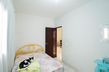 Casa à venda com 300m², 4 quartos e 3 vagasQuarto 2