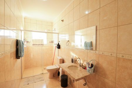 Casa à venda com 300m², 4 quartos e 3 vagasBanheiro