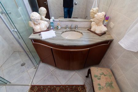 Apartamento à venda com 571m², 4 quartos e 2 vagasBanheiro da Suíte 1