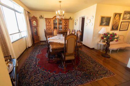 Apartamento à venda com 571m², 4 quartos e 2 vagasCopa 1