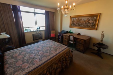 Apartamento à venda com 571m², 4 quartos e 2 vagasSuíte 1