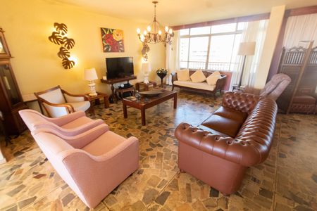 Sala de TV de apartamento à venda com 4 quartos, 571m² em Bosque, Campinas