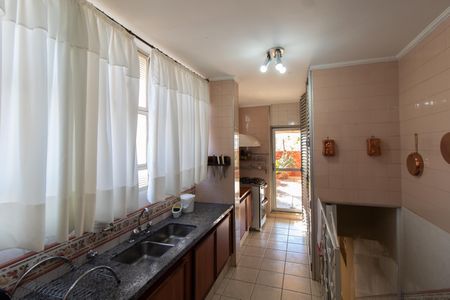Apartamento à venda com 571m², 4 quartos e 2 vagasCozinha 2