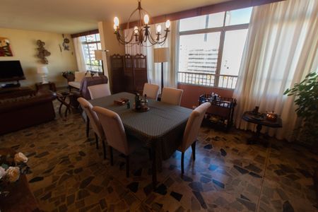 Apartamento à venda com 571m², 4 quartos e 2 vagasCopa 2