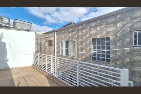 Casa à venda com 105m², 2 quartos e 2 vagasQuintal