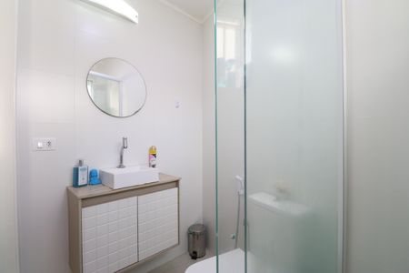 Casa à venda com 105m², 2 quartos e 2 vagasBanheiro da Suíte 2