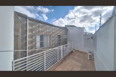 Casa à venda com 105m², 2 quartos e 2 vagasQuintal
