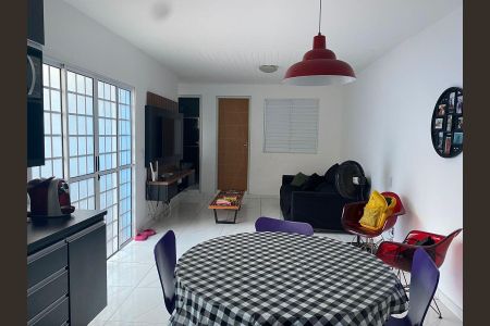 Sala de casa à venda com 2 quartos, 120m² em Taquara, Rio de Janeiro