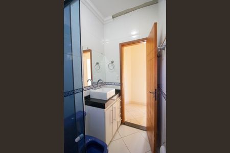 Casa à venda com 255m², 4 quartos e 7 vagasBanheiro Social