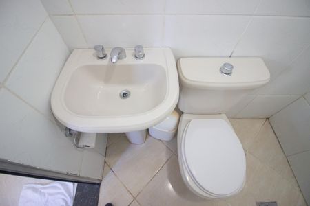 Casa à venda com 255m², 4 quartos e 7 vagasBanheiro