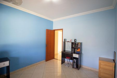 Quarto 1 de casa à venda com 4 quartos, 255m² em Tropical, Contagem