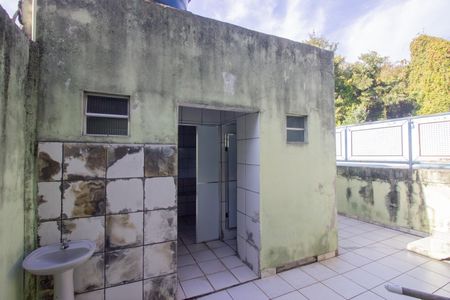 Casa à venda com 255m², 4 quartos e 7 vagasVestiários