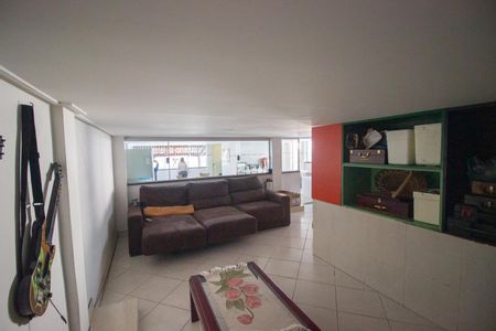 Casa à venda com 255m², 4 quartos e 7 vagasTerraço