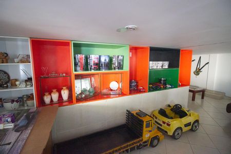 Casa à venda com 255m², 4 quartos e 7 vagasTerraço