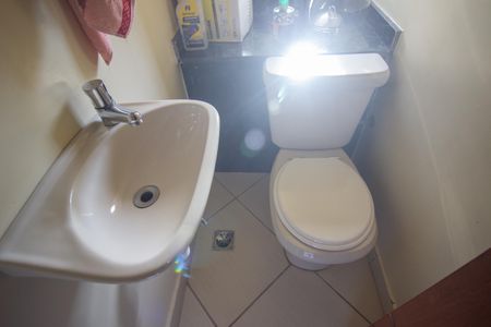 Casa à venda com 255m², 4 quartos e 7 vagasLavabo