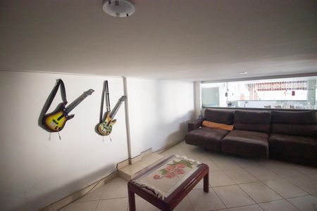 Casa à venda com 255m², 4 quartos e 7 vagasTerraço