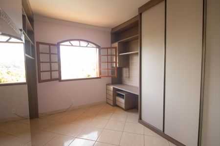 Quarto 2 de casa à venda com 4 quartos, 255m² em Tropical, Contagem