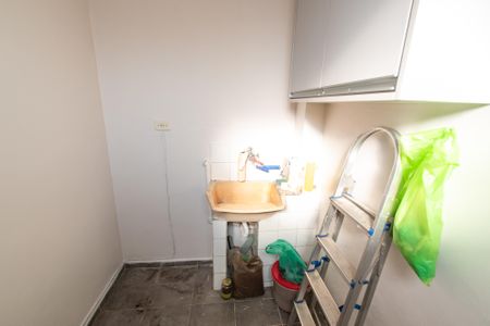 Apartamento para alugar com 75m², 2 quartos e 1 vaga Apartamento para alugar com 75m², 2 quartos e 1 vagaÁrea de serviço