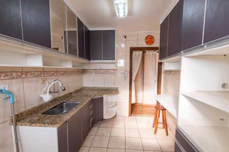 Apartamento para alugar com 75m², 2 quartos e 1 vaga Apartamento para alugar com 75m², 2 quartos e 1 vagaCozinha