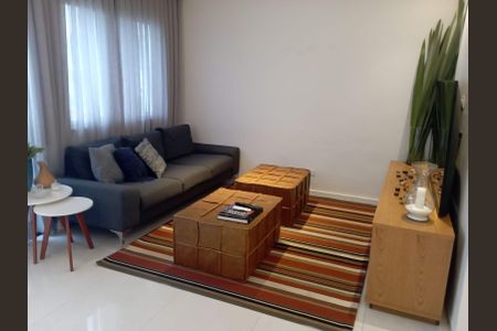 Sala de casa à venda com 3 quartos, 170m² em Brooklin, São Paulo