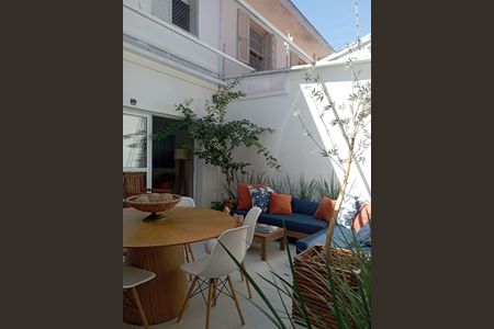 Área Externa de casa à venda com 3 quartos, 170m² em Brooklin, São Paulo