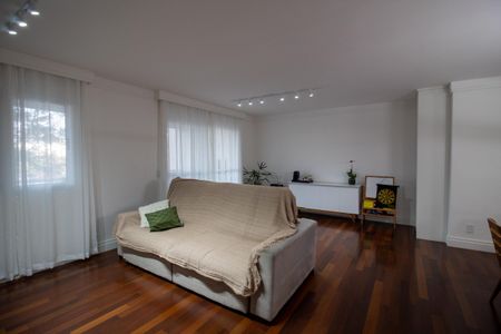 Sala de apartamento à venda com 3 quartos, 135m² em Cidade São Francisco, São Paulo