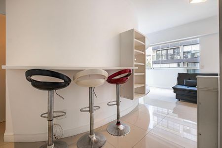 Sala de apartamento para alugar com 1 quarto, 50m² em Pinheiros, São Paulo