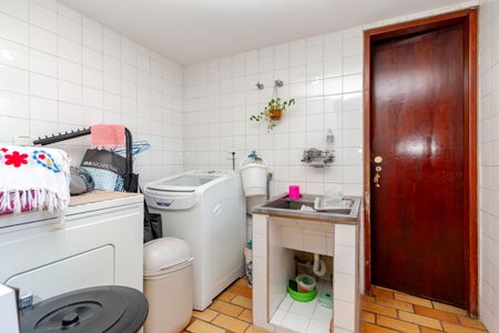 Casa para alugar com 195m², 4 quartos e 4 vagasLavanderia