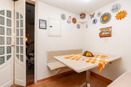 Casa para alugar com 195m², 4 quartos e 4 vagasCopa