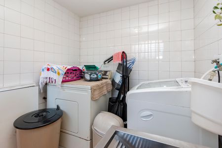 Casa para alugar com 195m², 4 quartos e 4 vagasLavanderia