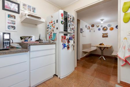 Casa para alugar com 195m², 4 quartos e 4 vagasCozinha