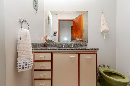 Casa para alugar com 195m², 4 quartos e 4 vagasBanheiro da Suíte 2