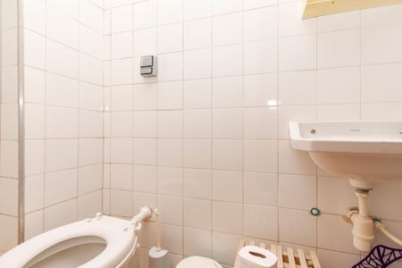 Casa para alugar com 195m², 4 quartos e 4 vagasBanheiro de Serviço