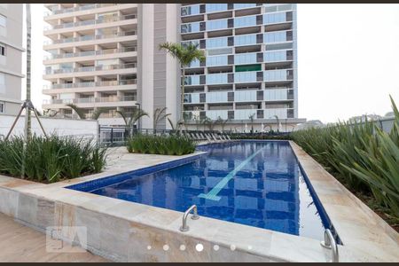 Studio à venda com 39m², 1 quarto e 1 vagaPiscina