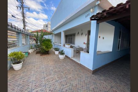 Casa à venda com 170m², 4 quartos e 2 vagasQuintal