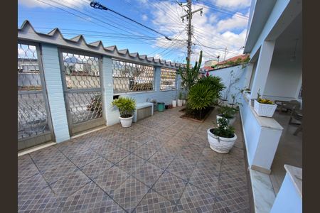 Casa à venda com 170m², 4 quartos e 2 vagasQuintal