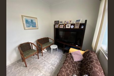 Casa à venda com 170m², 4 quartos e 2 vagasSala Tv