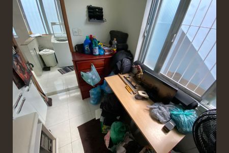 Casa à venda com 170m², 4 quartos e 2 vagasQuarto Serviço / Escritório