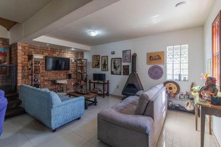 Sala de casa para alugar com 3 quartos, 160m² em Partenon, Porto Alegre