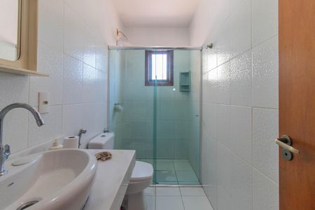 Casa à venda com 160m², 3 quartos e 4 vagasBanheiro 2