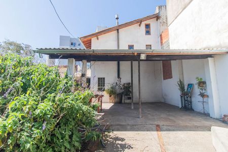 Casa à venda com 160m², 3 quartos e 4 vagasQuintal