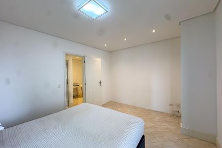 Apartamento à venda com 105m², 2 quartos e 2 vagasSuíte