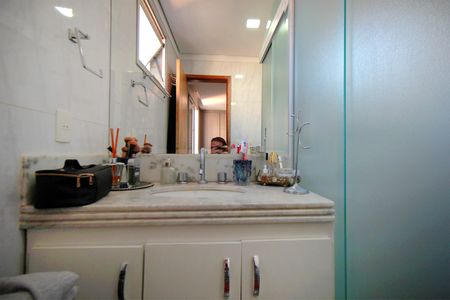 Apartamento à venda com 220m², 4 quartos e 2 vagasBanheiro da Suíte Master