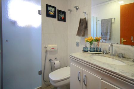 Apartamento à venda com 220m², 4 quartos e 2 vagasLavabo Cobertura